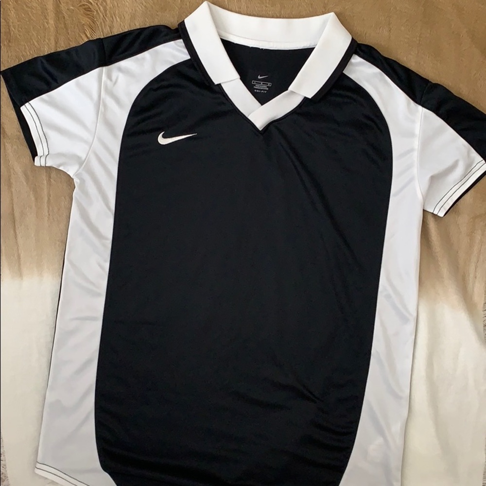 NIKE Athletic Short-sleeve Top